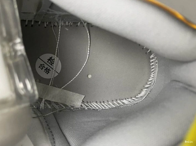 Boostmaster lin Smoke Air CW6576-100 Light Switch High Jordan 1 0810